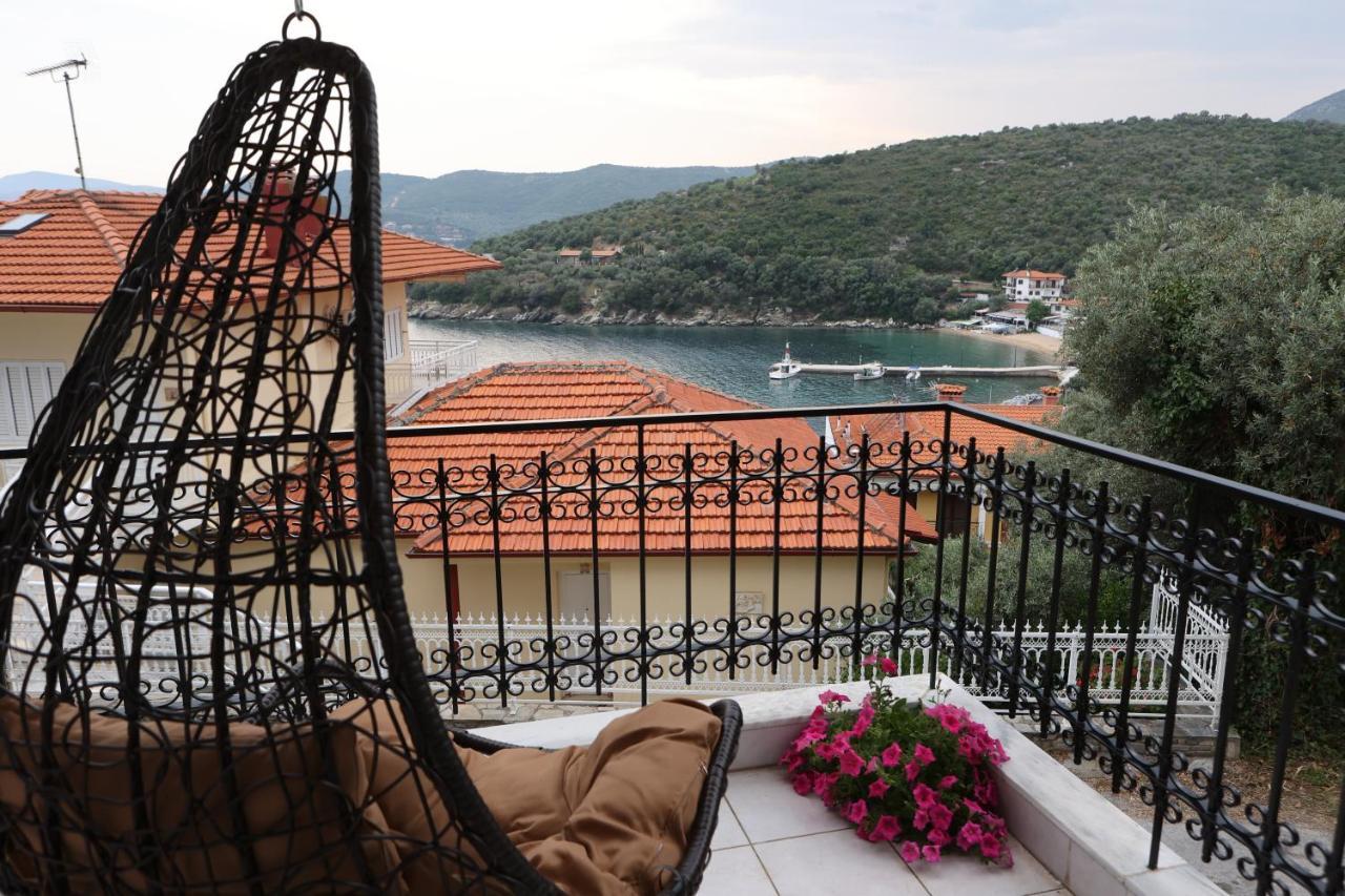 Island Boutique Apartments Pyrgadikia Eksteriør billede